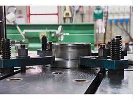 精密五金沖壓模具加工，如何解決廢料上移問題？