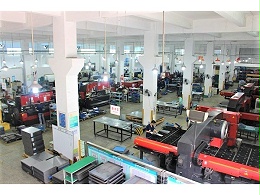 深圳鈑金沖壓加工現(xiàn)場是怎樣的？