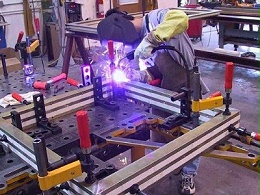 謝崗鈑金加工廠如何確保落料品質管理？