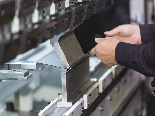 高精度五金沖壓件的制造流程都有哪些內(nèi)容？