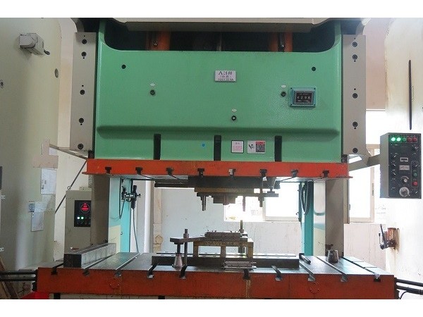 深圳五金沖壓多少錢？沖壓五金廠幫您分析1