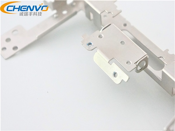 如何控制好精密五金沖壓加工件的凹凸？